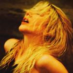artist image Hande Yener Kiskisss Kışkışşş - Single