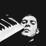 artist image izzamuzzic medveditca (long version) Leeloo - Single